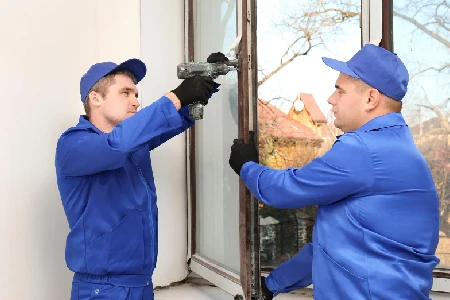 Residential Broken Glass Repair Solutions in Tamiami, FL